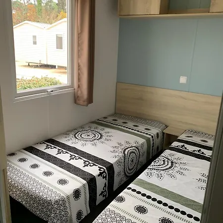 Cs Climatise Mobil-home 8 Personnes Avec Vayny *