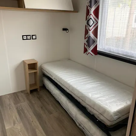 Cs Climatise Mobil-home 8 Personnes Avec Vayny *